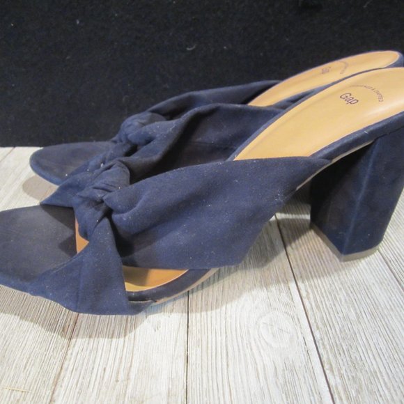 GAP - Navy Blue Suede Slip On Heels - Size 9 - Picture 7 of 8